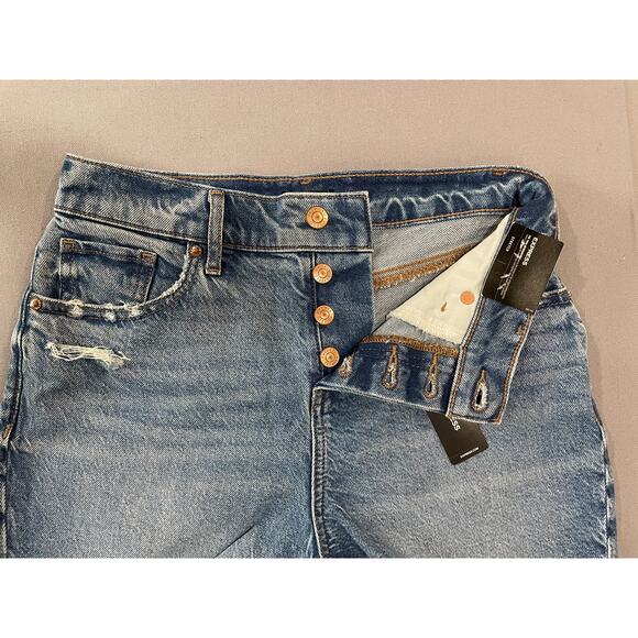 NWT Express Mid Rise 4” Inseam Medium Wash Denim Jean Shorts SZ 2 Button Fly - Picture 4 of 5